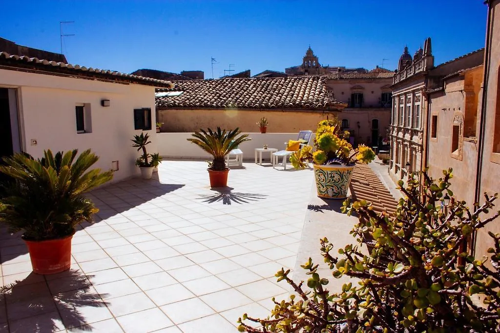 B&B Loft Famiglia Arezzo Ragusa 0*,